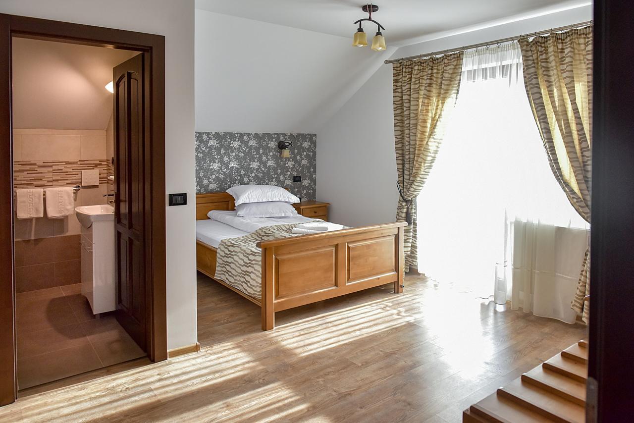 San Grecu House Apartment ฟาการาช ภายนอก รูปภาพ